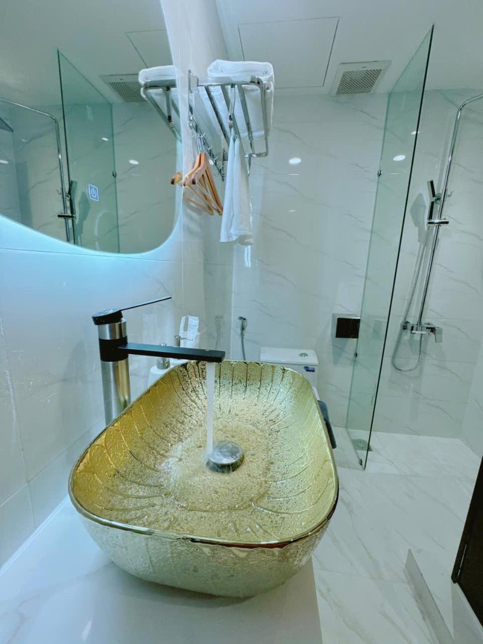 Le Vu Hotel Ho Chi Minh City Exterior photo
