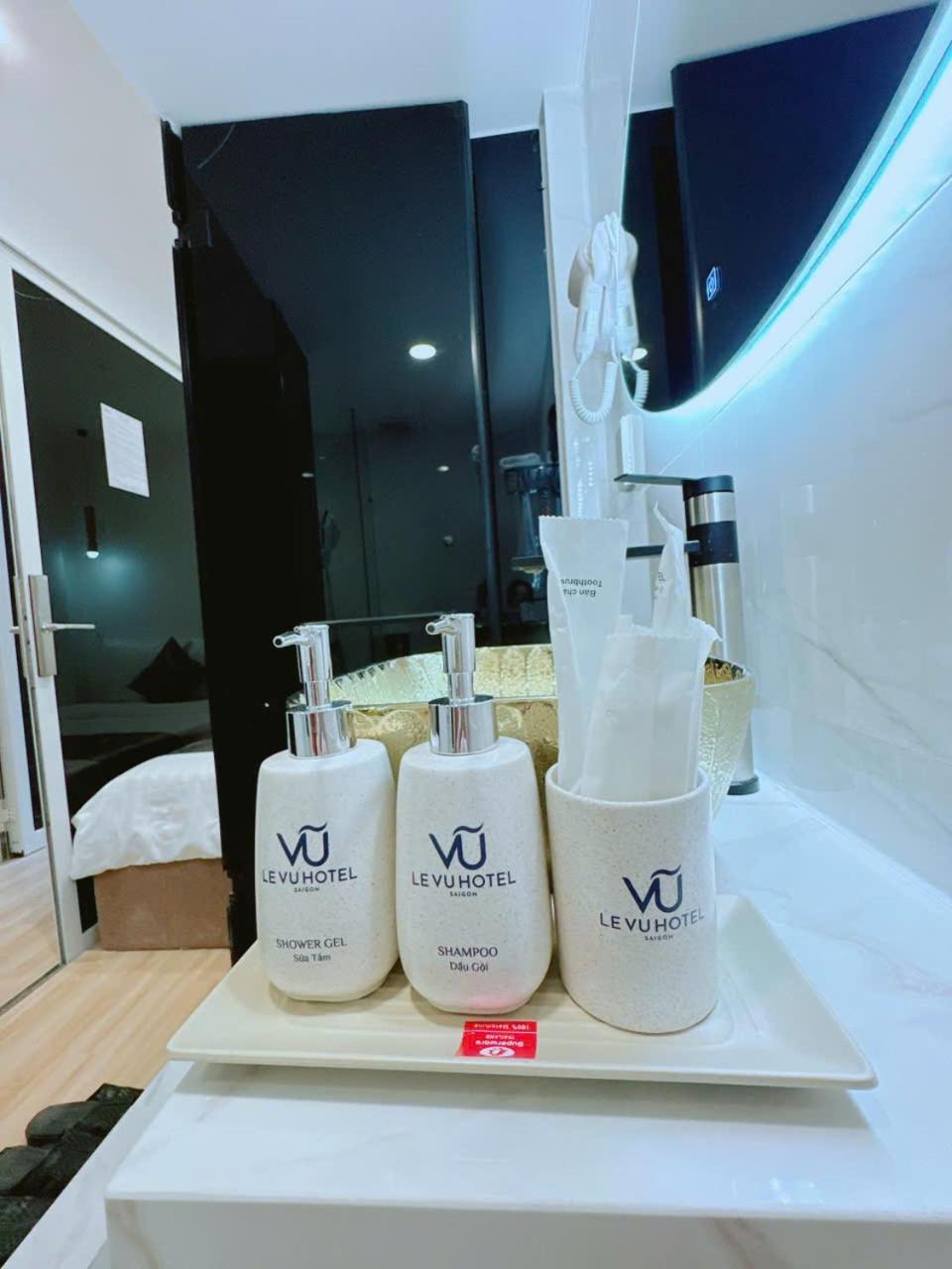 Le Vu Hotel Ho Chi Minh City Exterior photo